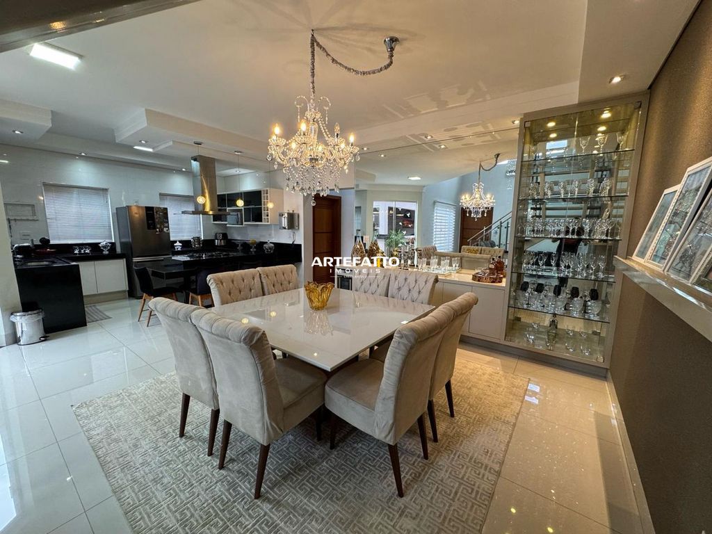 Casa à venda com 3 quartos, 223m² - Esplanada Primo Menegheti,Franca 