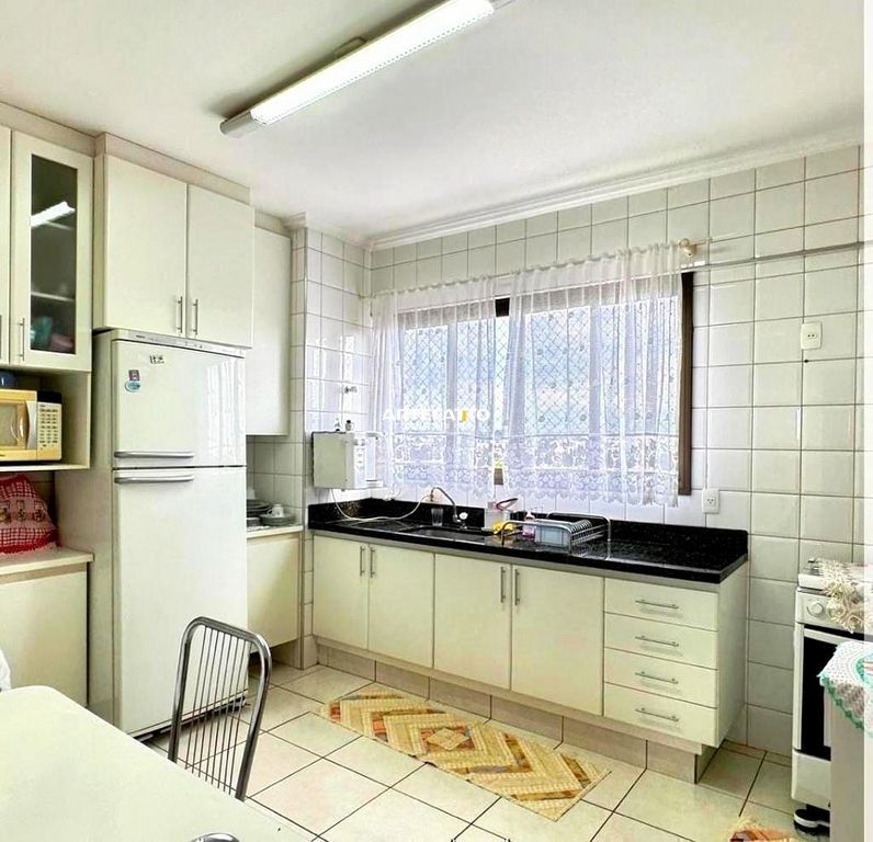  - 
				Apartamento à Venda - Edifício Shangri-lá, Sertãozinho-SP
			