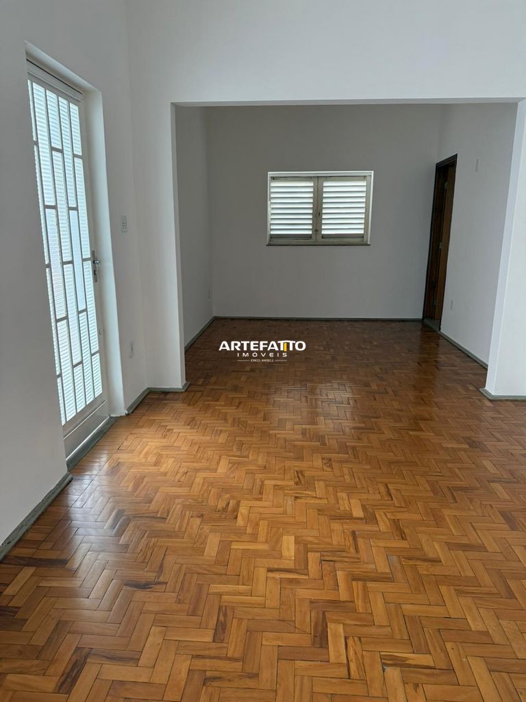 Casa à venda com 2 quartos, 150m² - Centro,Franca 