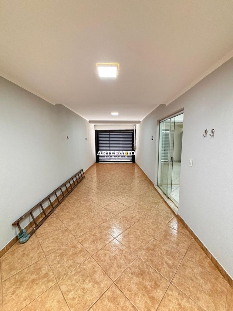  - Casa à Venda em Jardim Ângela Rosa, Franca - SP