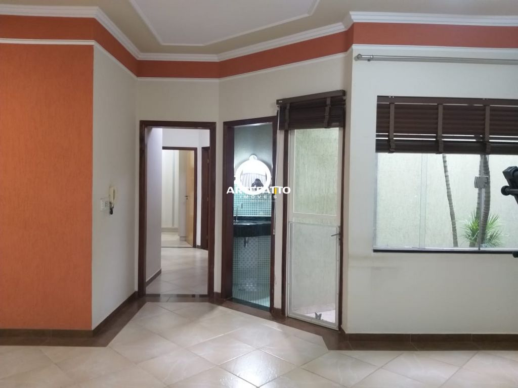 Casa à venda com 3 quartos, 185m² - Jardim Boa Esperança,Franca 