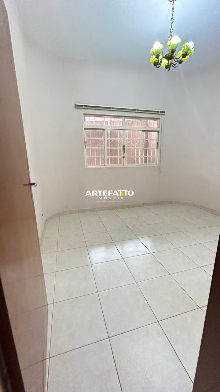 Casa à venda com 3 quartos, 215m² - Jardim Consolação,Franca 