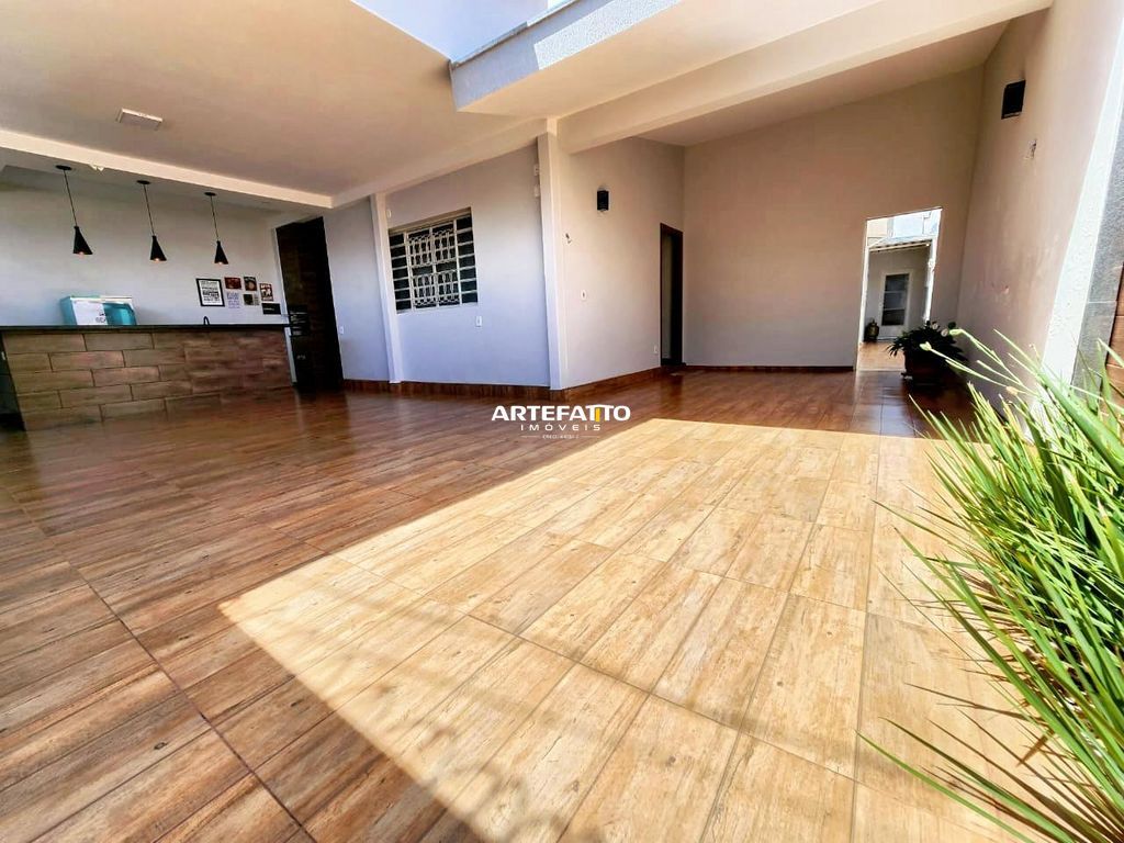 Casa à venda com 3 quartos, 200m² - Jardim Dermínio,Franca 
