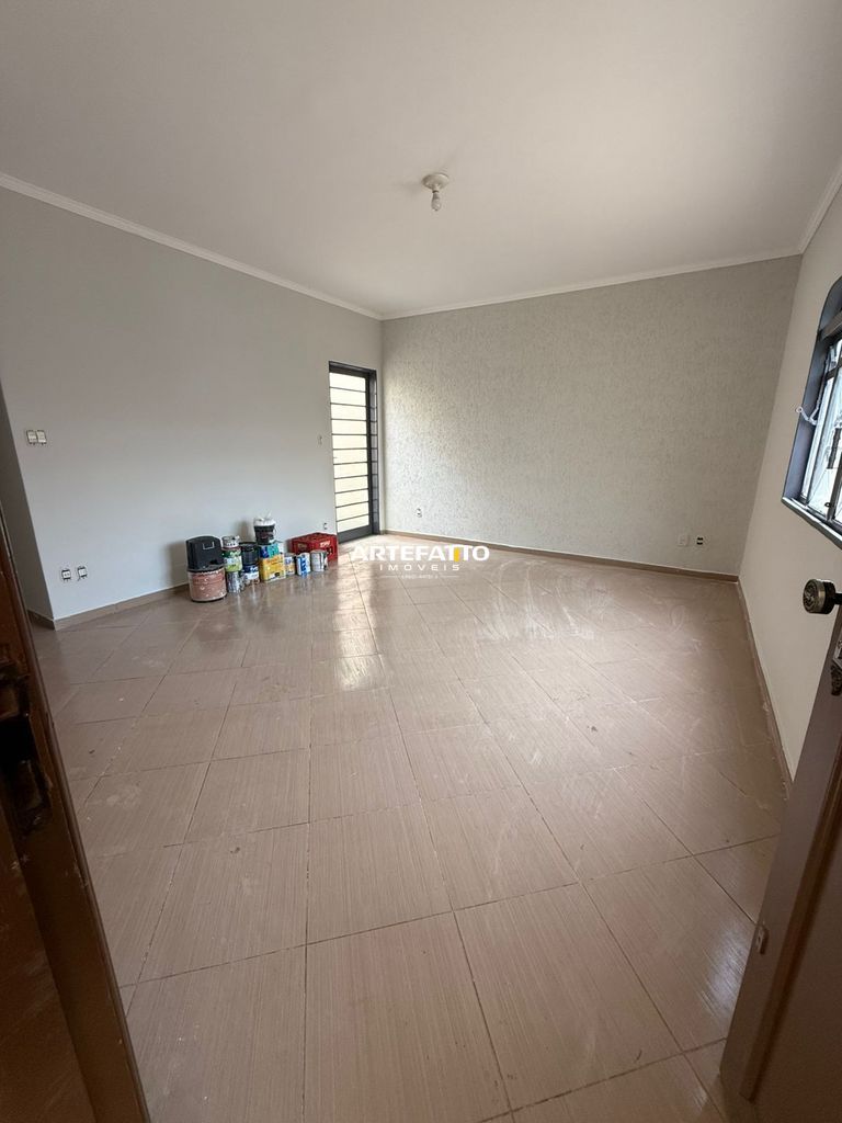 Casa à venda com 3 quartos, 159m² - Jardim Dermínio,Franca 