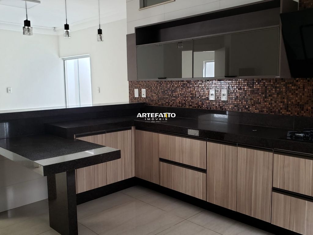 Casa à venda com 4 quartos, 217m² - Jardim Piratininga,Franca 