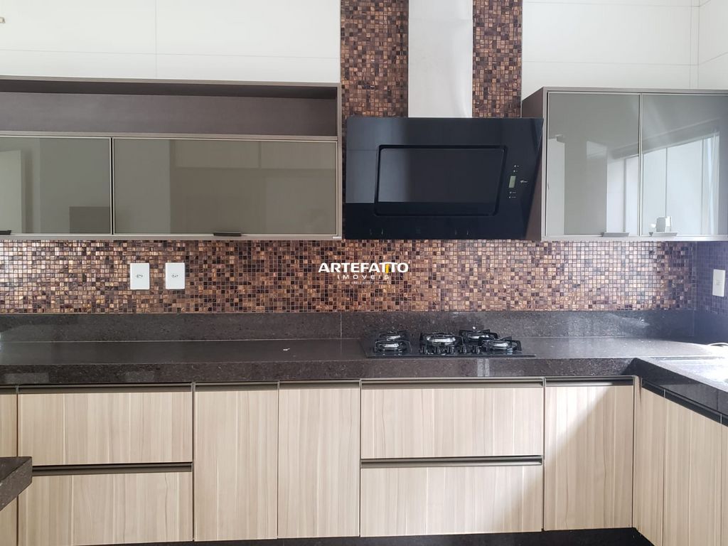 Casa à venda com 4 quartos, 217m² - Jardim Piratininga,Franca 