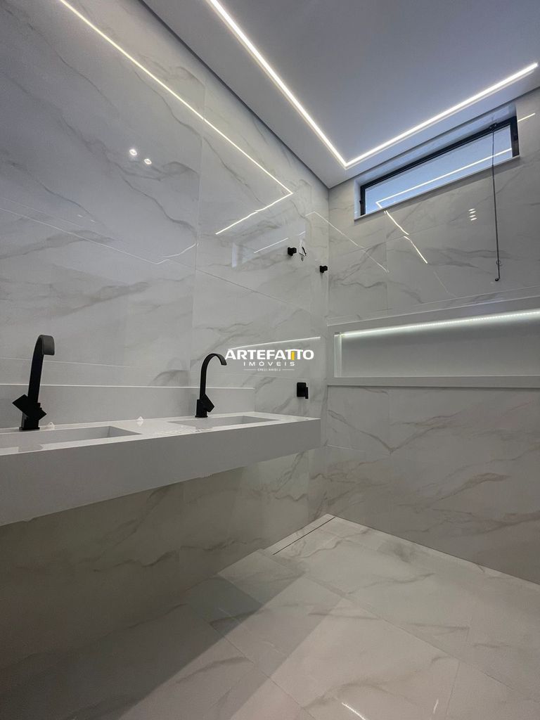 Casa à venda com 3 quartos, 232m² - Jardim Piratininga II,Franca 