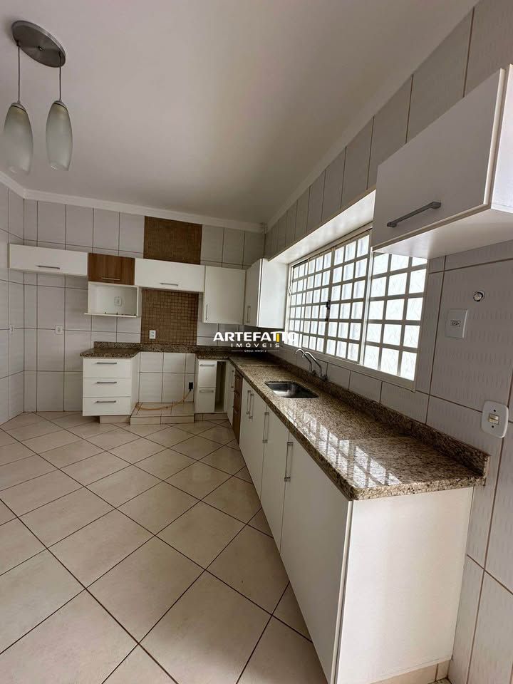 Casa à venda com 3 quartos, 193m² - Residencial Colina do Espraiado,Franca 