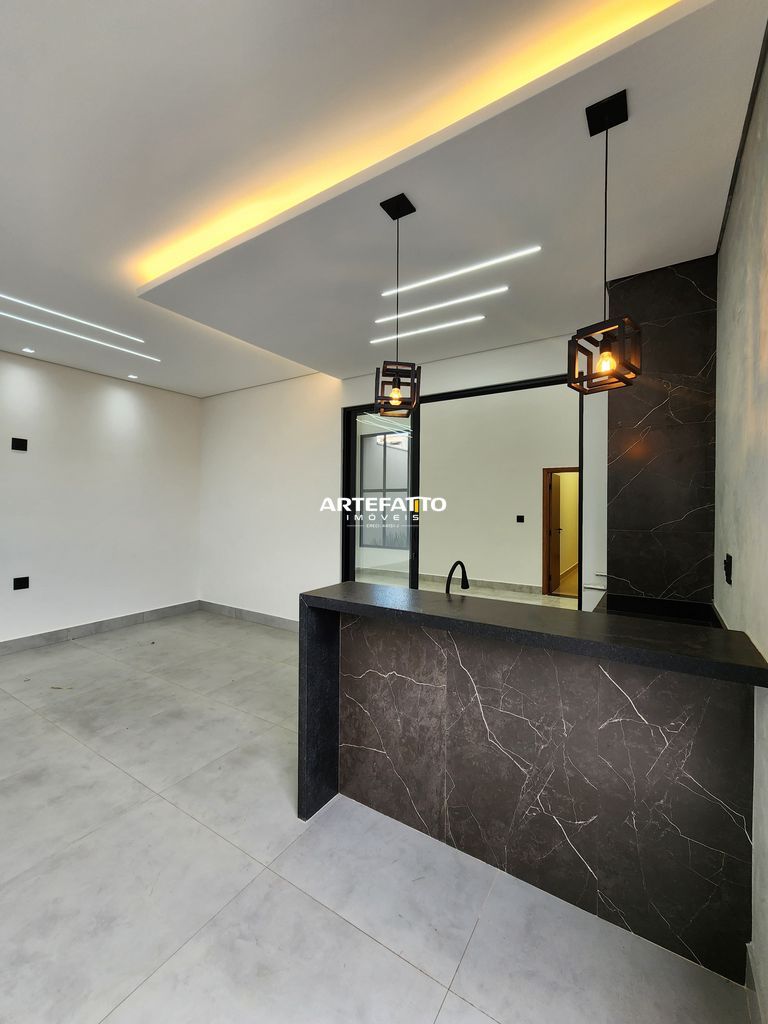  - 
				Casa com 3 dormitórios no bairro Residencial Dourado em Franca/SP
			