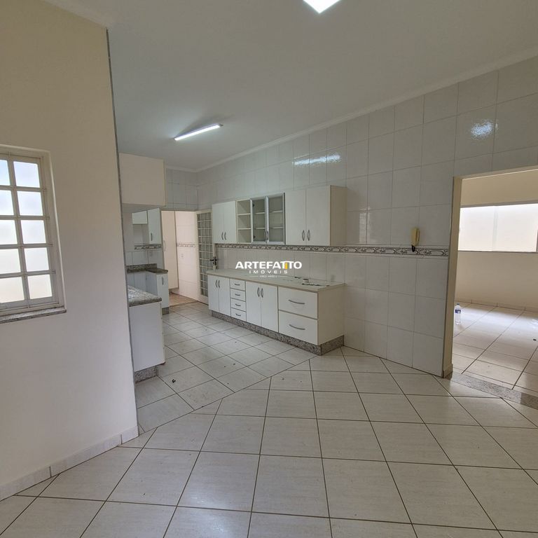 Casa à venda com 3 quartos, 130m² - Residencial José de Carlos,Franca 