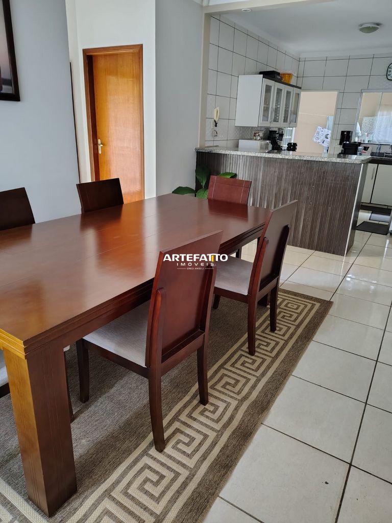  - Casa à Venda em Residencial José de Carlos, Franca - SP