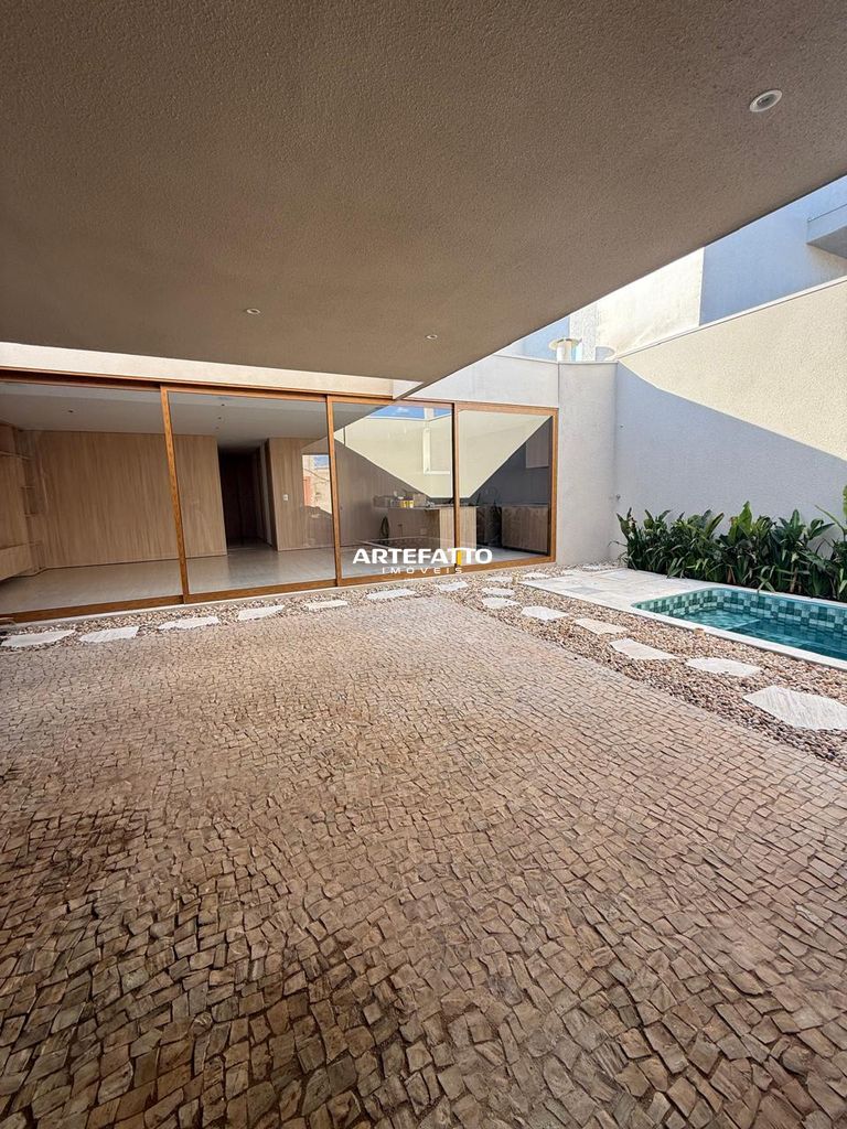 Casa à venda com 3 quartos, 154m² - Residencial São Jerônimo,Franca 