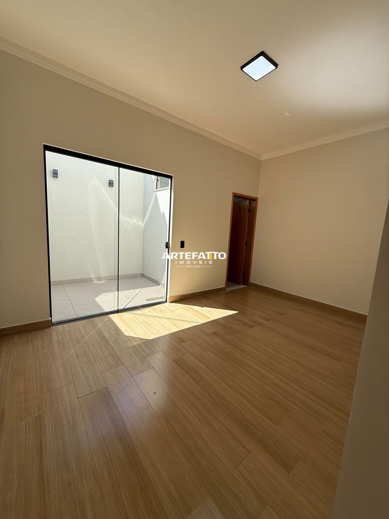  - 
				Vende-se Casa – Bairro Zanetti
			