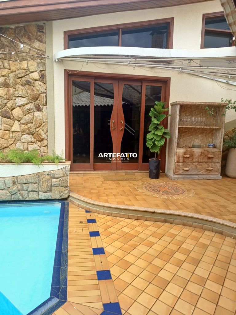 Casa à venda com 3 quartos, 220m² - Parque João Leite,Franca 