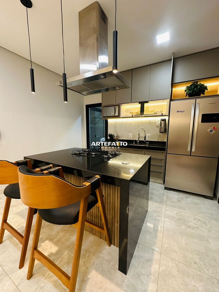  - 
				Casa à venda em Franca, Residencial Tellini, com 3 quartos, 171m²
			