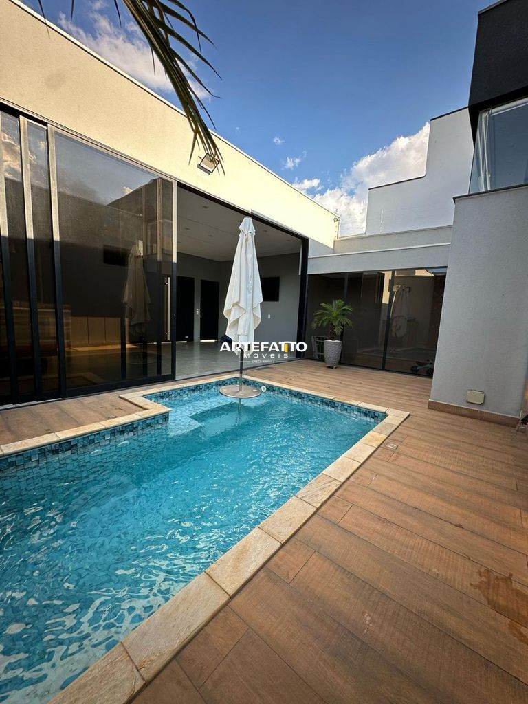 Casa à venda com 3 quartos, 159m² - Jardim Natal,Franca 