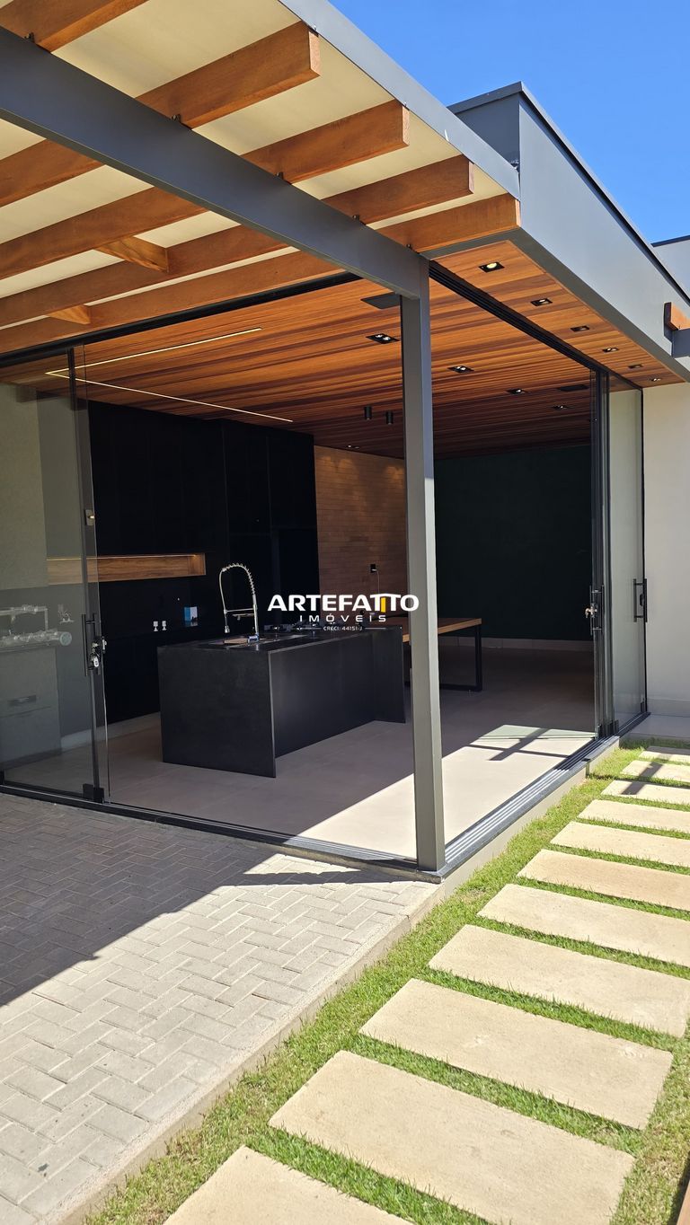  - Casa à venda em Franca, Jardim Natal, com 3 quartos, 140m²