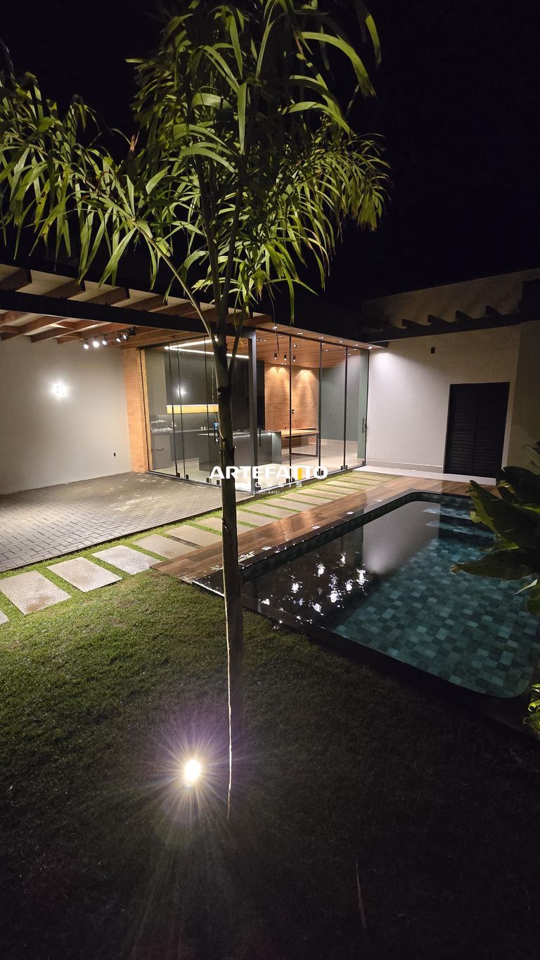 Casa à venda com 3 quartos, 140m² - Jardim Natal,Franca