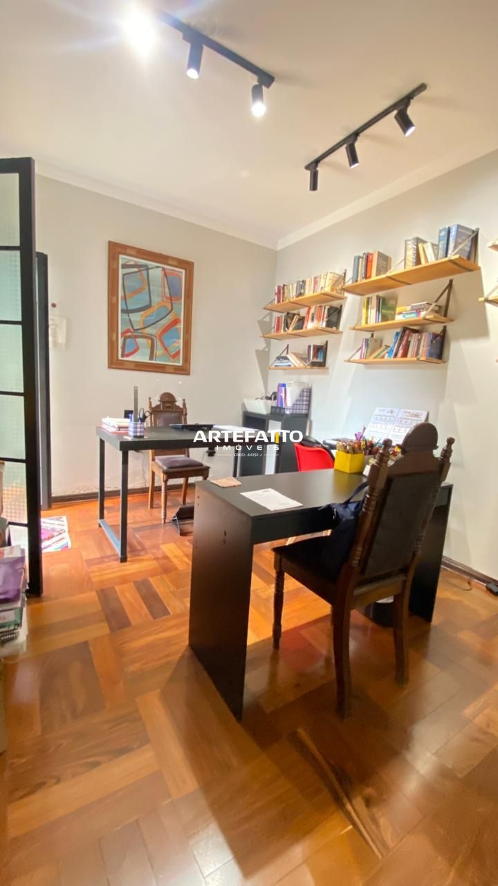 Casa à venda com 3 quartos, 172m² - Vila Imperador,Franca 