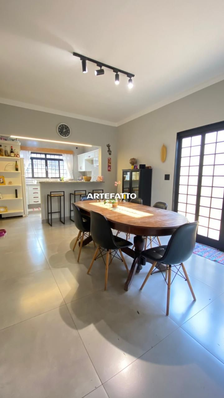 Casa à venda com 3 quartos, 172m² - Vila Imperador,Franca 