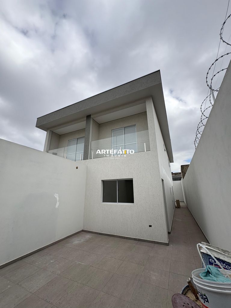 Casa à venda em Guarulhos, Jardim São João, com 3 quartos, 110m² - Imobiliária Artefatto Imóveis - Franca/SP