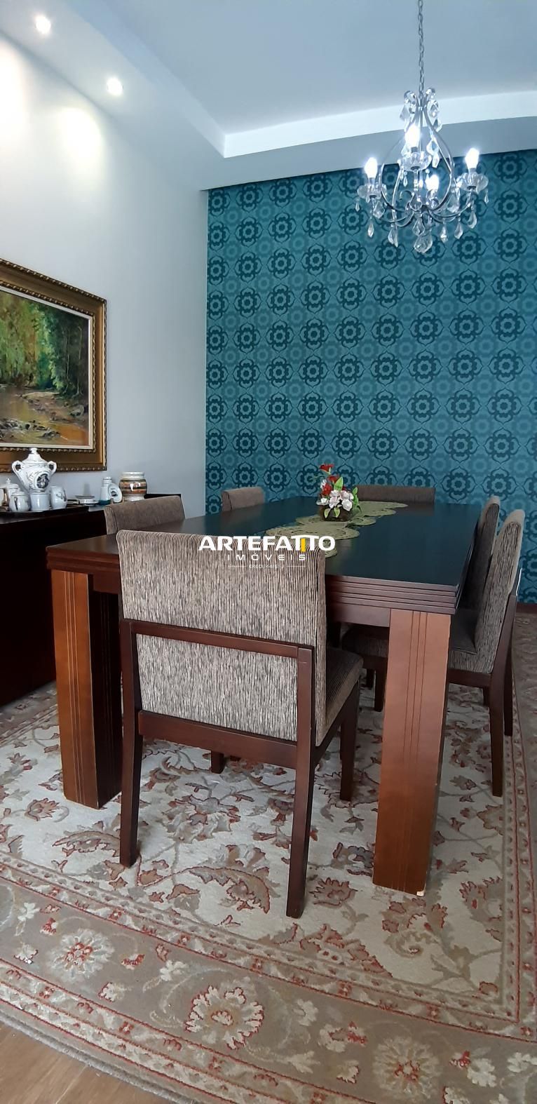  - 
				Sobrado com 4 dormitórios no bairro Meneghetti I
			