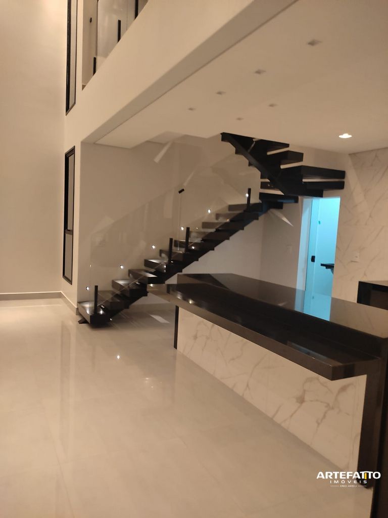 Sobrado à venda com 3 quartos, 175m² - Esplanada Primo Meneghetti II,Franca 