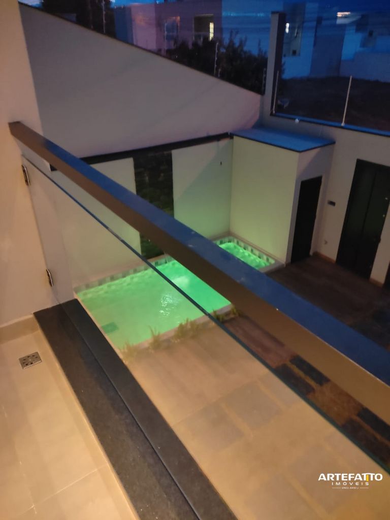 Sobrado à venda com 3 quartos, 175m² - Esplanada Primo Meneghetti II,Franca 