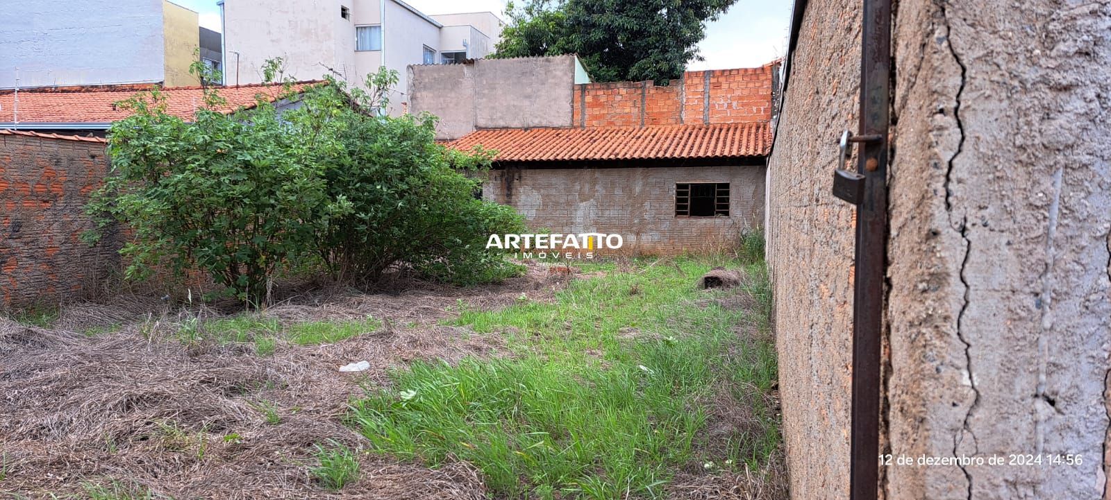 Terreno à venda - Jardim Éden,Franca 