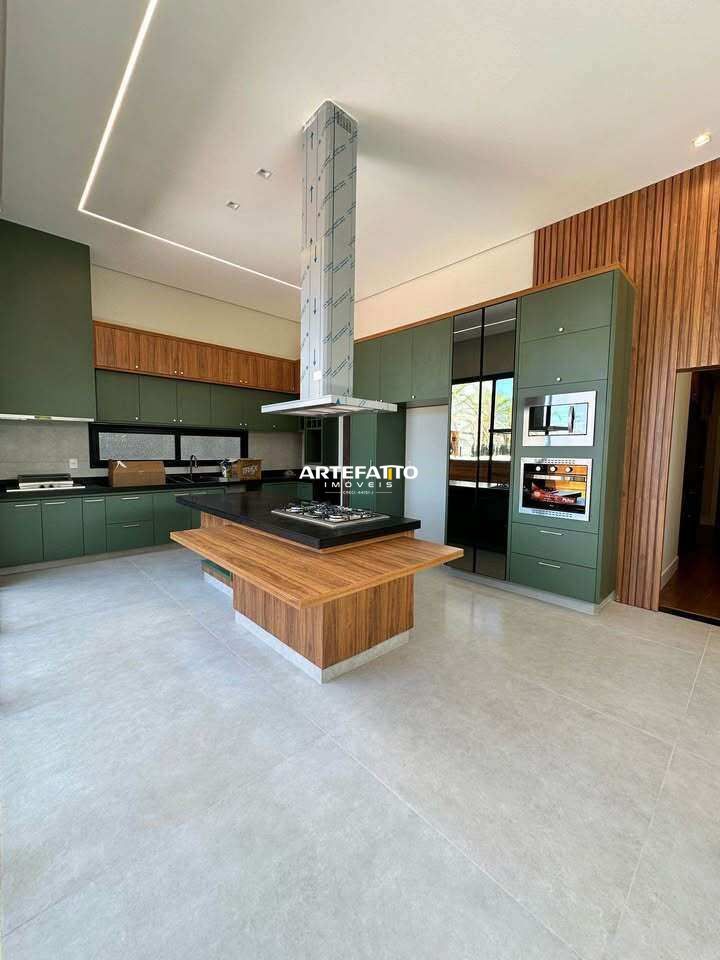 Casa à venda com 4 quartos, 272m² - Villa di Capri,Franca 