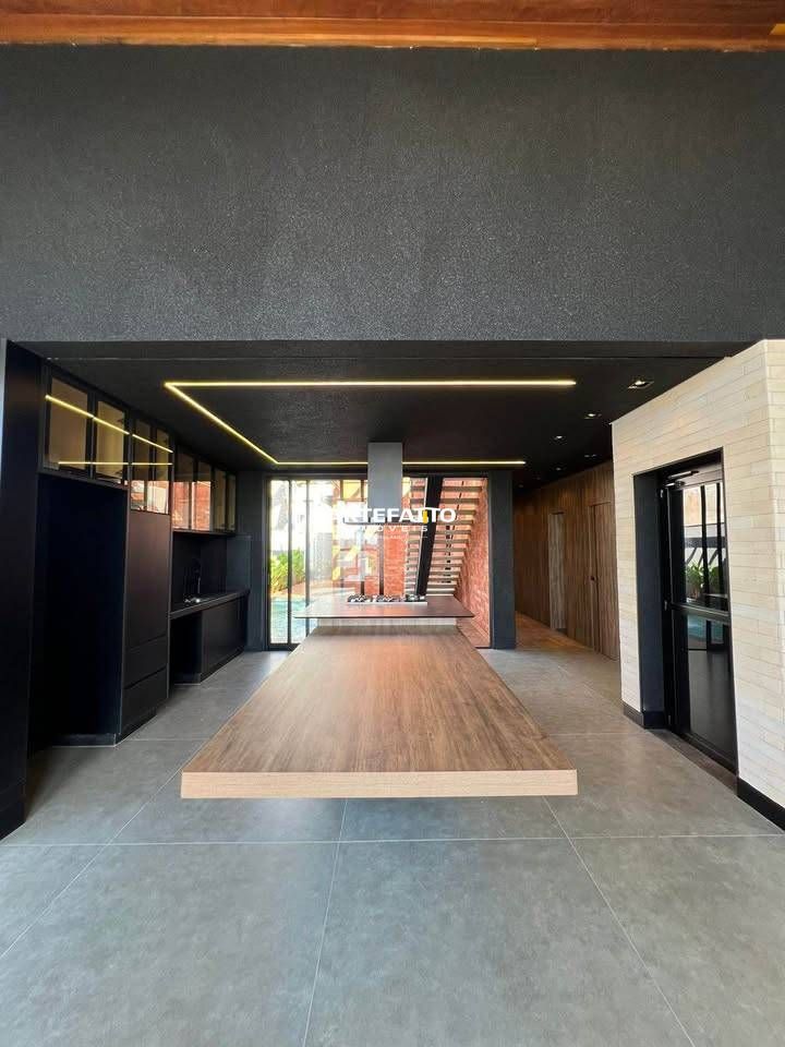 Casa à venda com 3 quartos, 232m² - Villa Piemonte,Franca 