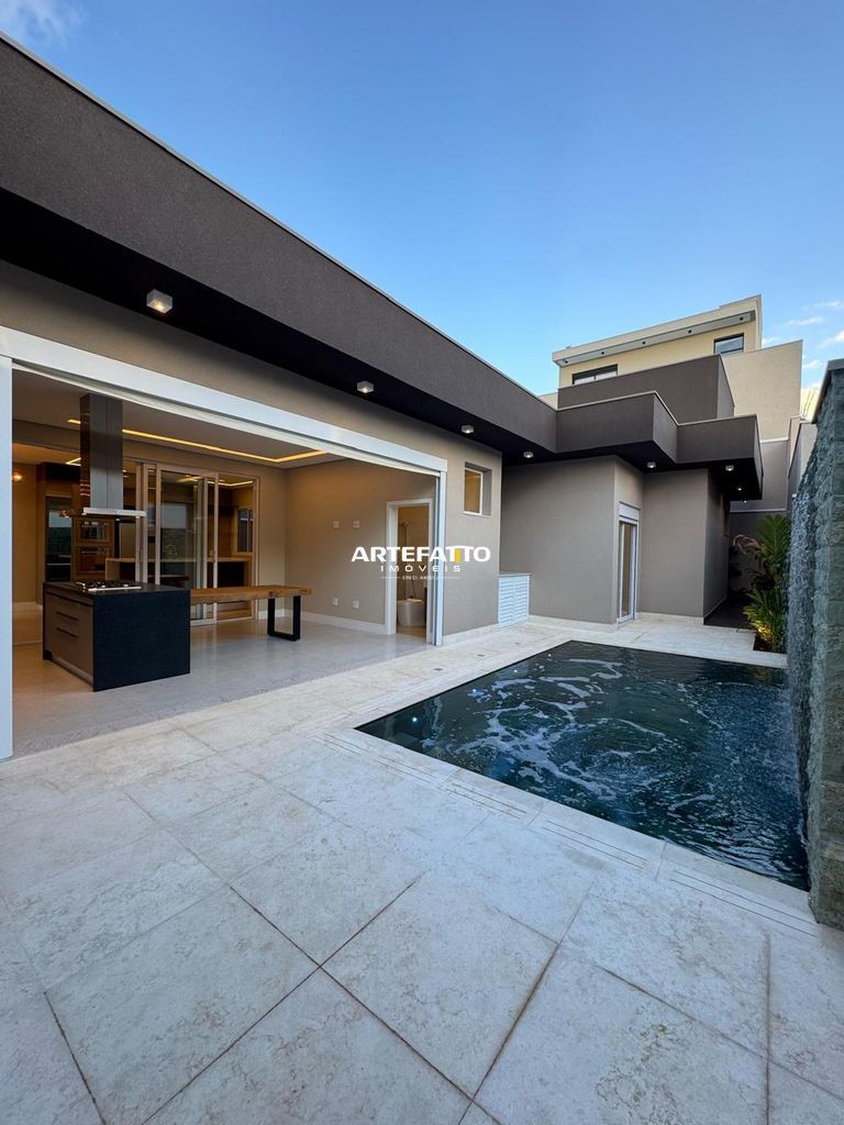 Casa à venda com 3 quartos, 216m² - Villa Piemonte,Franca 