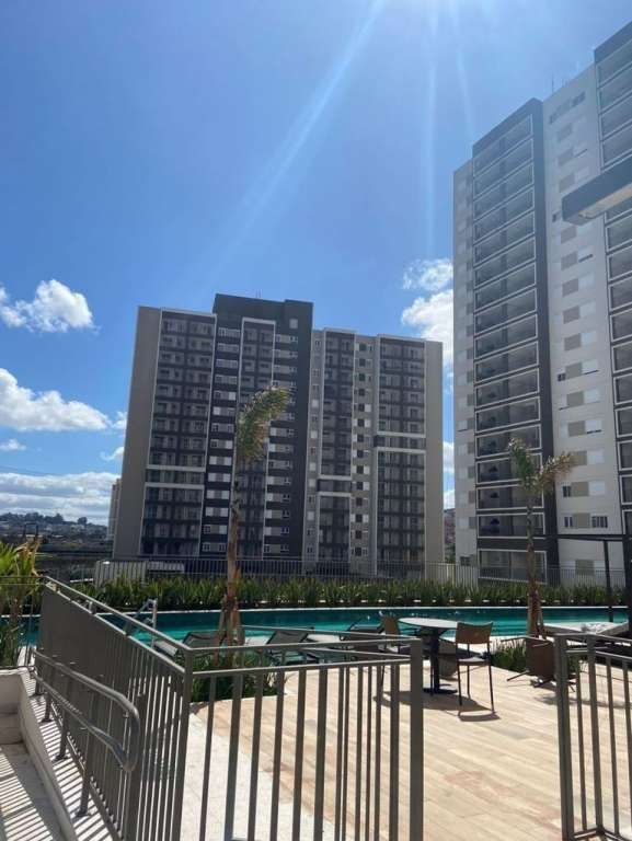  - 
				Apartamento impecável, ao lado do Carrefour e Metrô Giovanni Gronchi
			