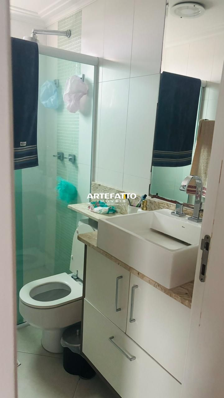  - 
				Apto - Com 3 Dormitórios (1 suite) , 96m2 , 2 vagas de garagem
			