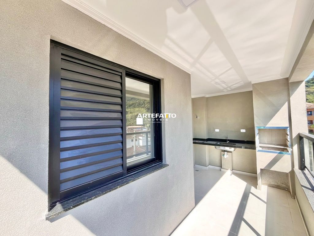  - Apartamento à Venda em Centro, Ubatuba - SP