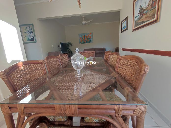  - 
				Apartamento no Itaguá
			