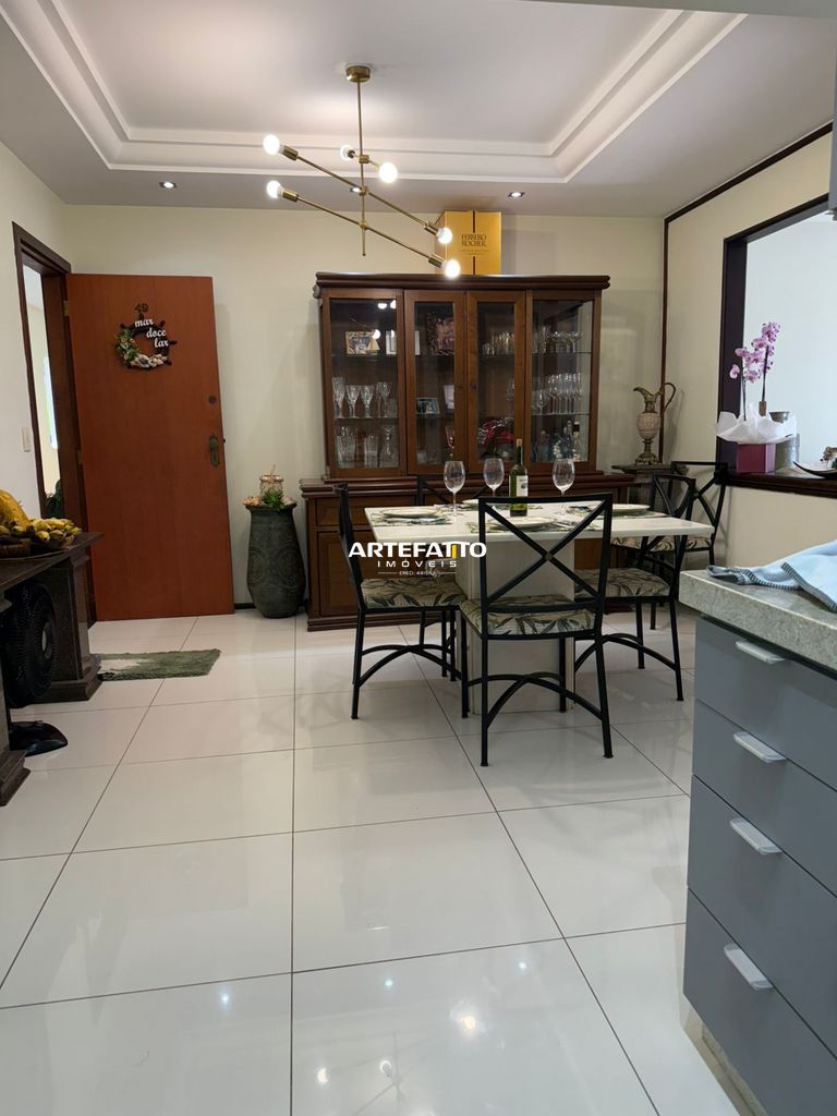  - Apartamento à Venda em Praia das Toninhas, Ubatuba - SP