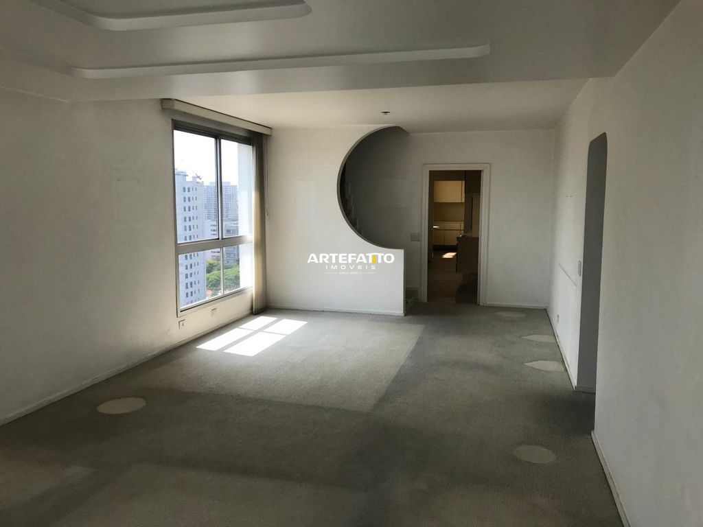  - 
				Cobertura Exclusiva no Brooklin com 3 Vagas e Área de Lazer Privativa
			