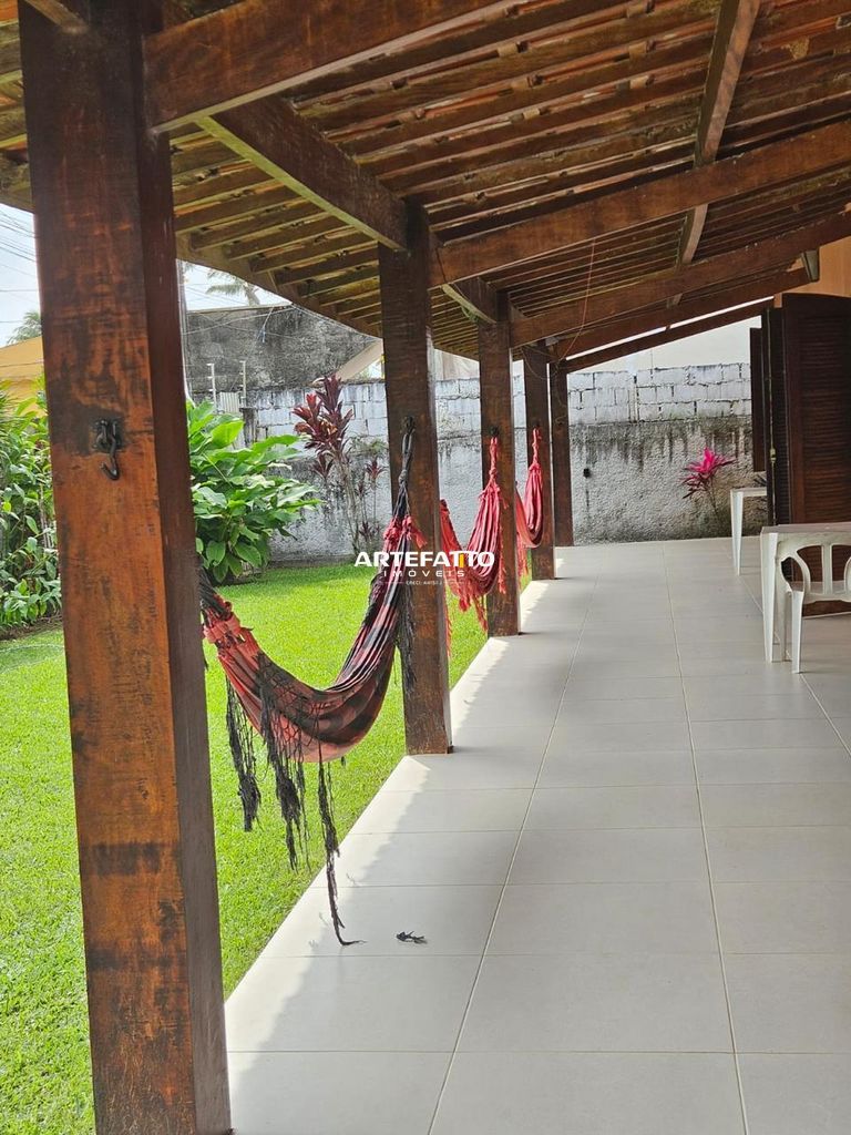 Casa à venda com 5 quartos, 244m² - Toninhas,Ubatuba 