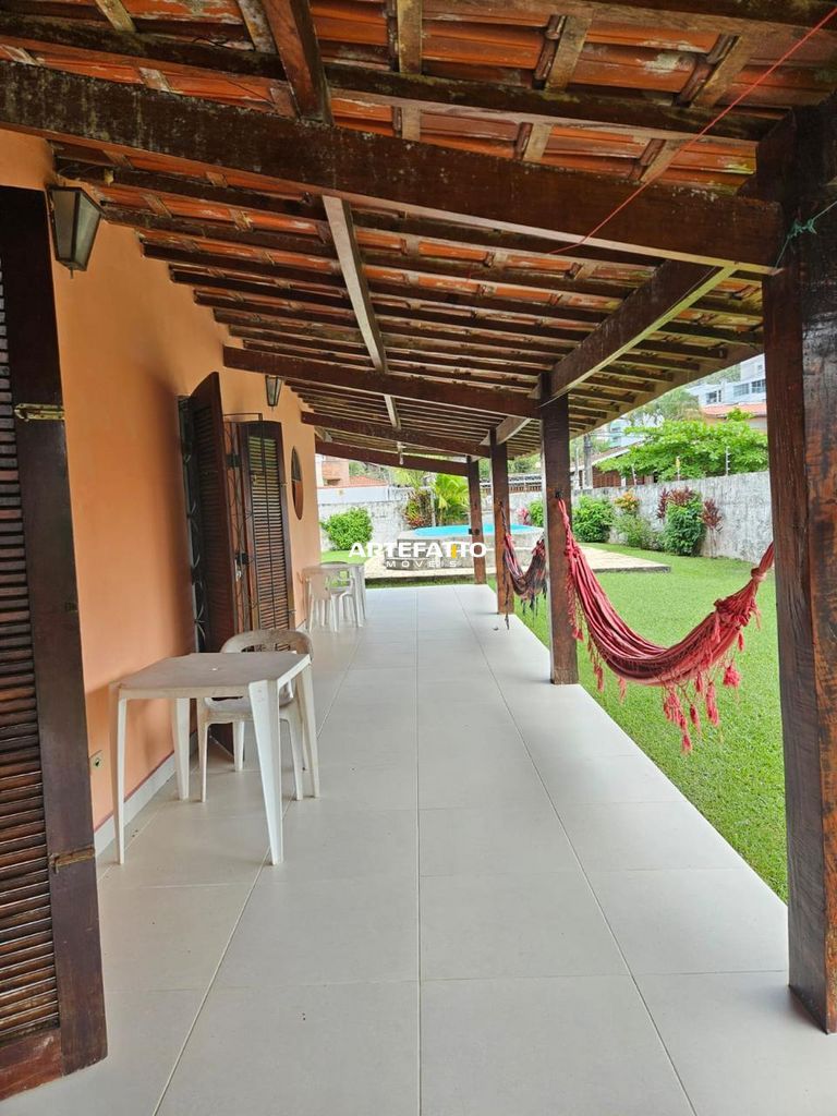 Casa à venda com 5 quartos, 244m² - Toninhas,Ubatuba 