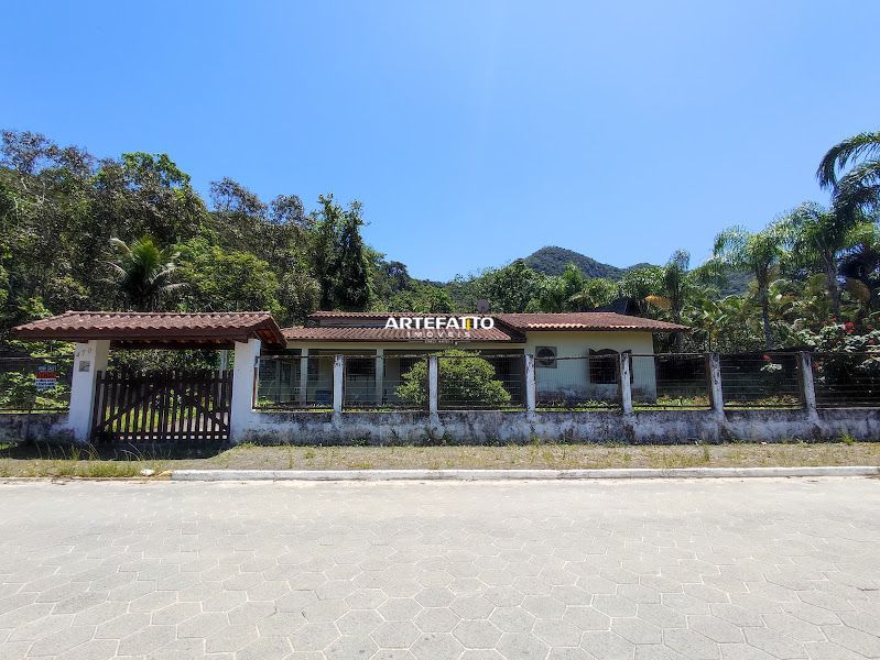 
				Casa com 3 dormitórios na Barra Seca em Ubatuba
			 - Zbroker Imóveis