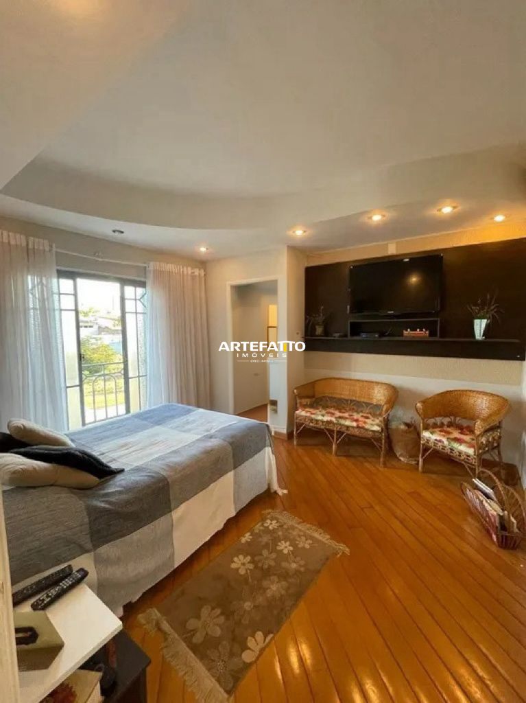 Casa à venda com 3 quartos, 270m² - Jardim Santana,Franca 