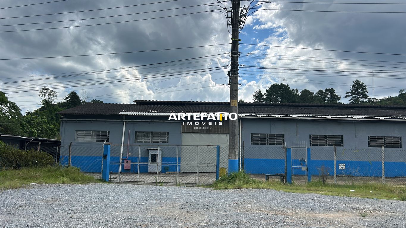 - GALPÃO INDUSTRIAL/COMERCIAL PARA LOCAÇÃO/FRENTE PARA A Rodovia Régis Bittencourt