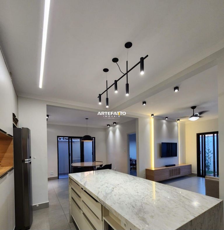 Casa à venda com 3 quartos, 160m² - Vila Industrial,Franca 