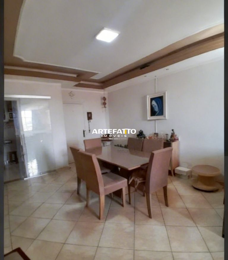  - Apartamento amplo para venda no Parque São Jorge