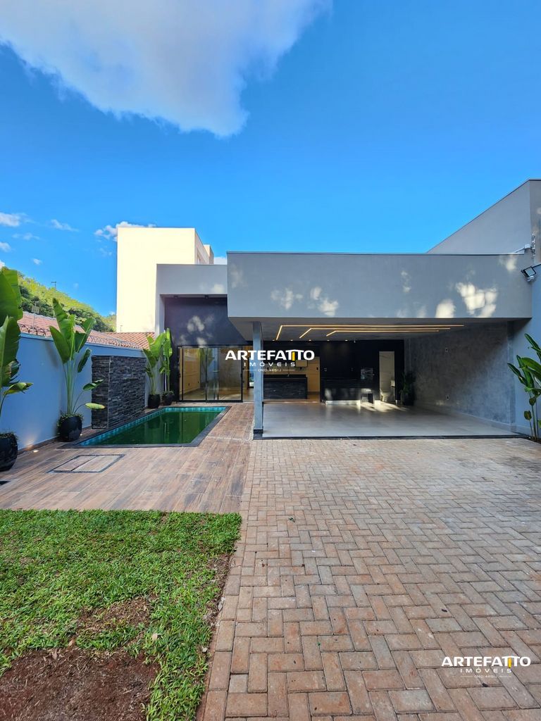  - Casa com 3 dormitórios no bairro Residencial Colina do Espraiado em Franca/SP