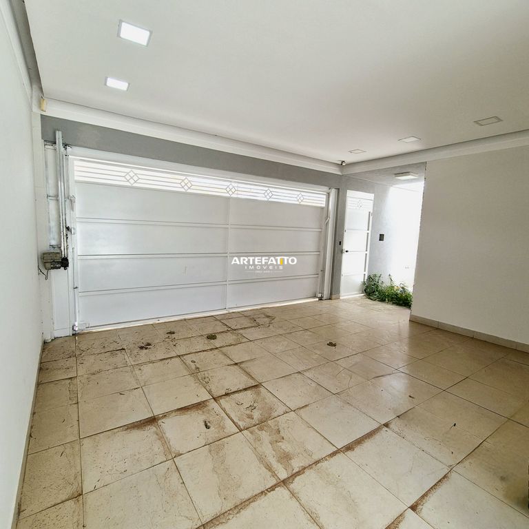  - Casa com 3 dormitórios