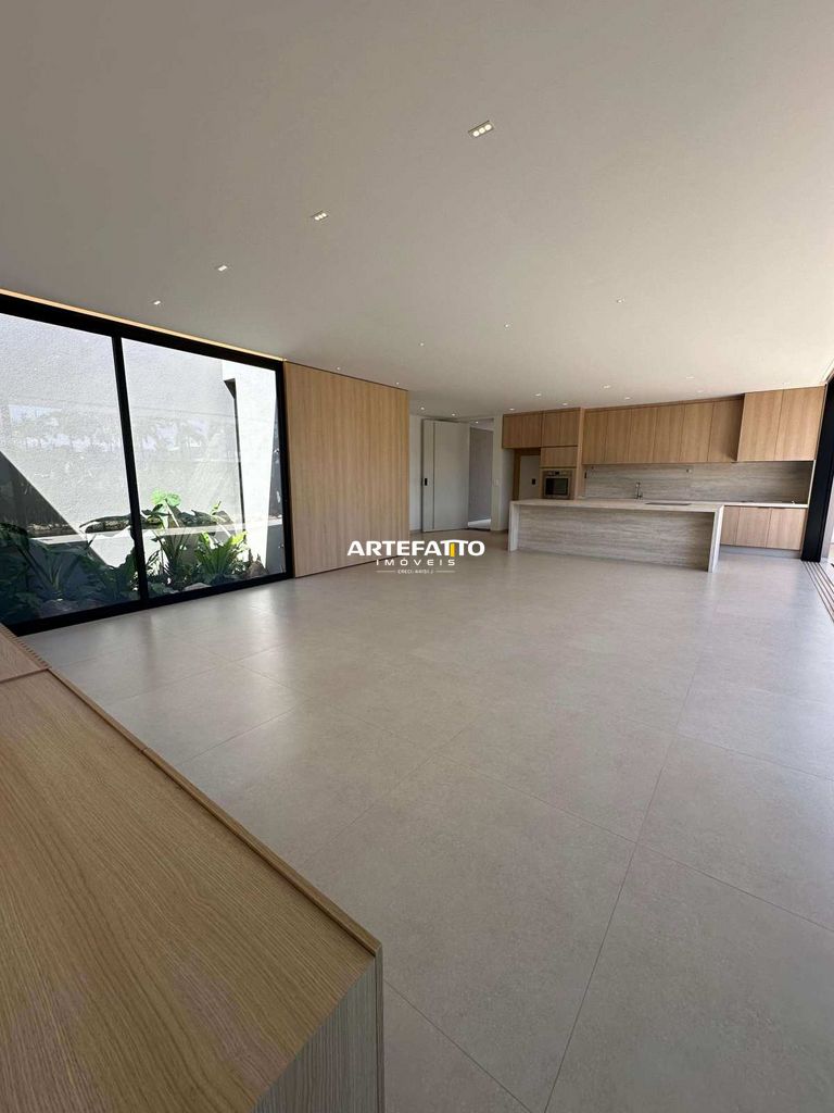 Casa à venda com 3 quartos, 220m² - Condomínio Veredas de Franca,Franca 