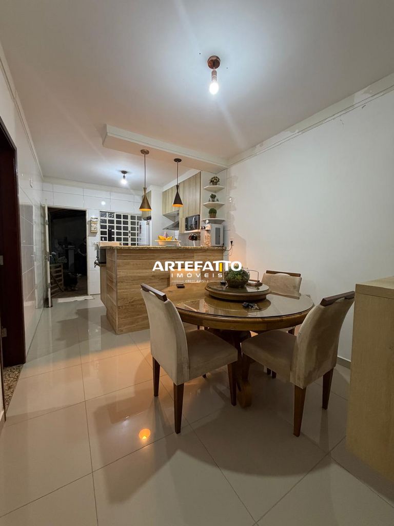 Casa à venda com 2 quartos, 150m² - Jardim Bonsucesso,Franca 