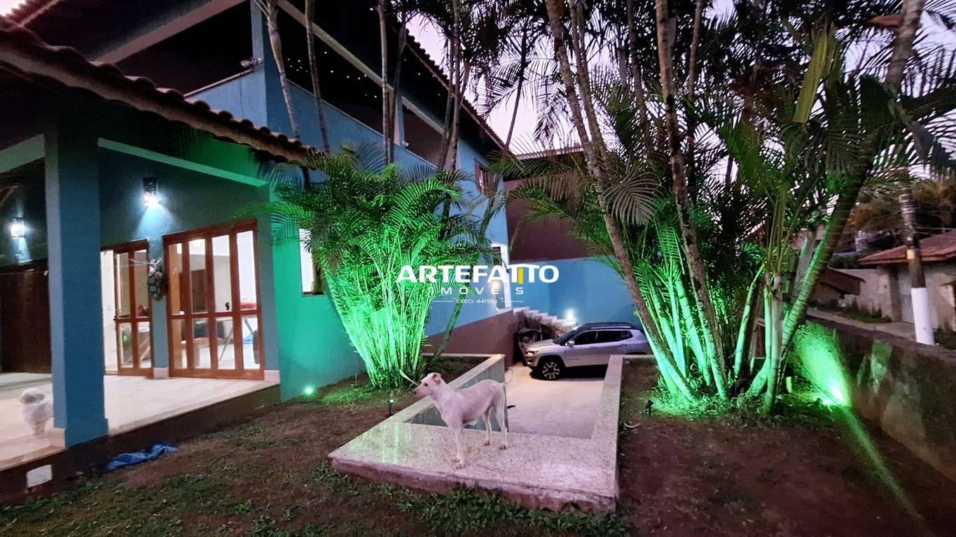 Casa à venda com 4 quartos, 260m² - Praia Azul,São Paulo 